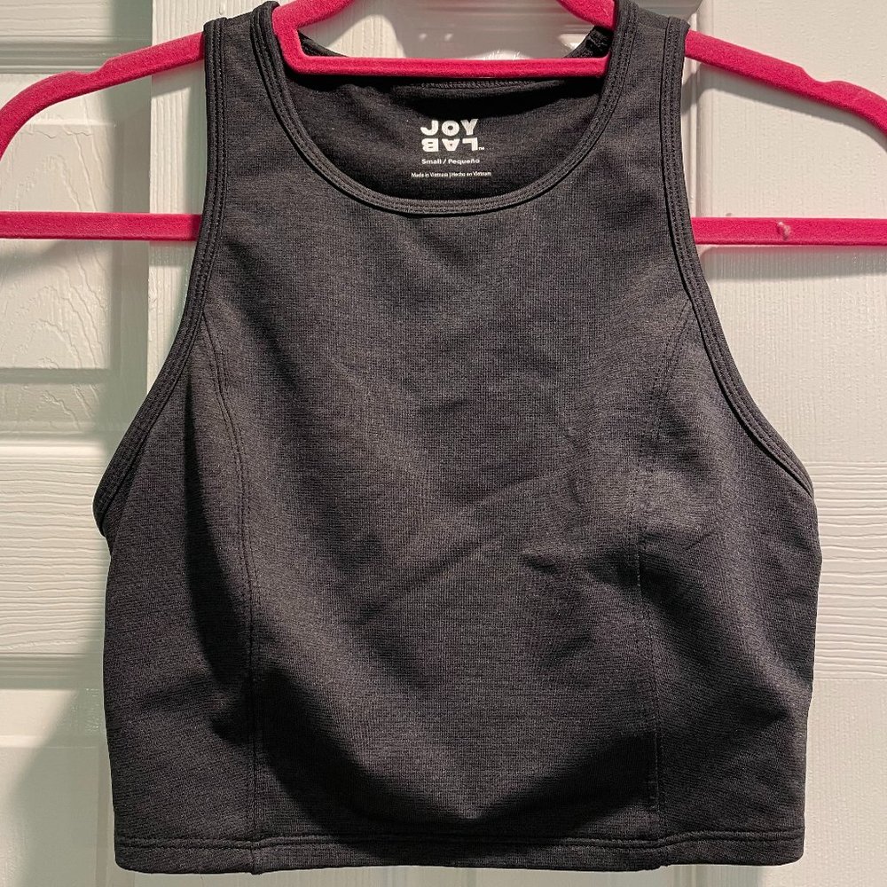 NWOT! Cropped Workout Tank-Black